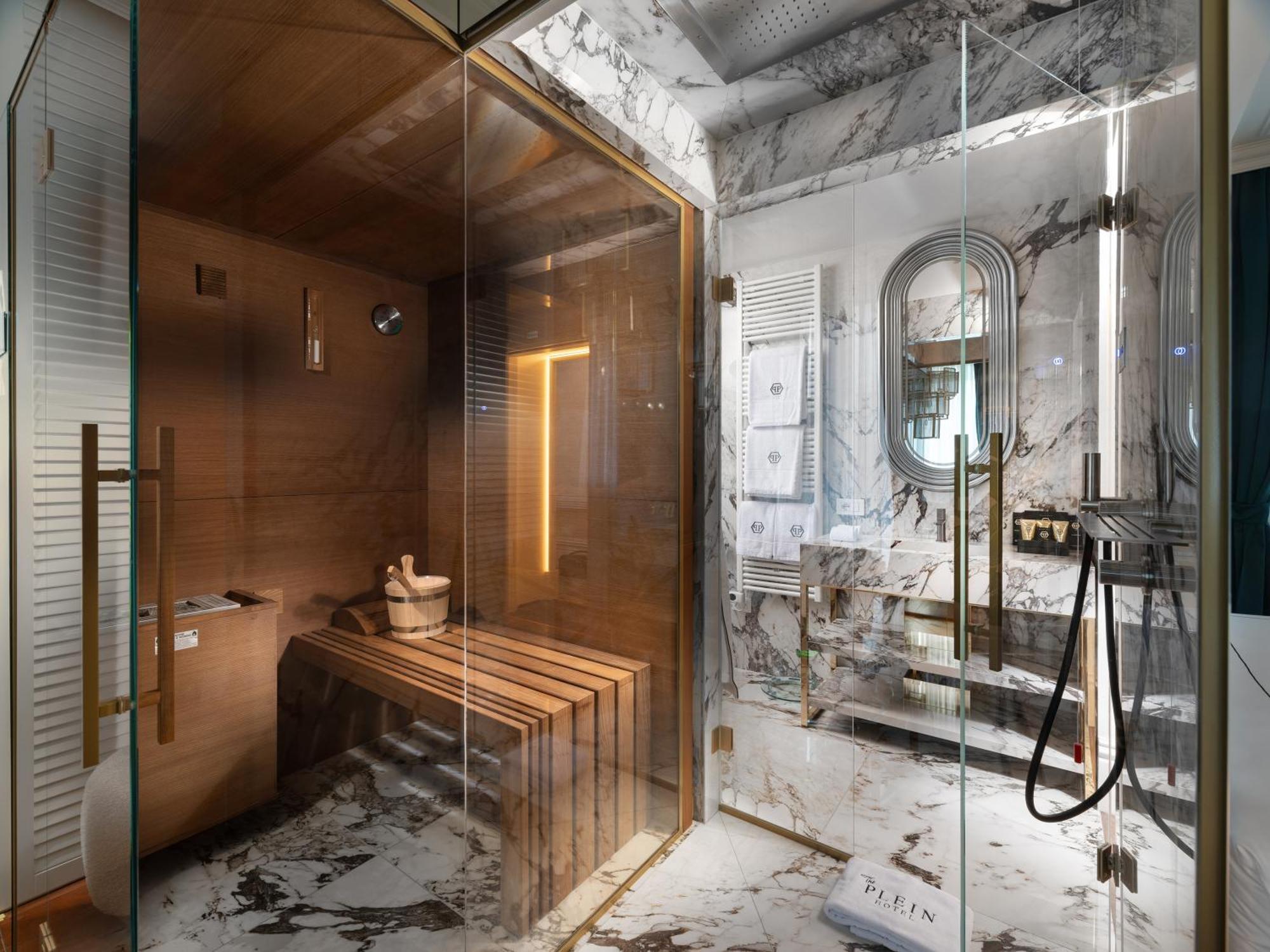 The Plein Hotel - Small Luxury Hotels Of The World Milan Bagian luar foto