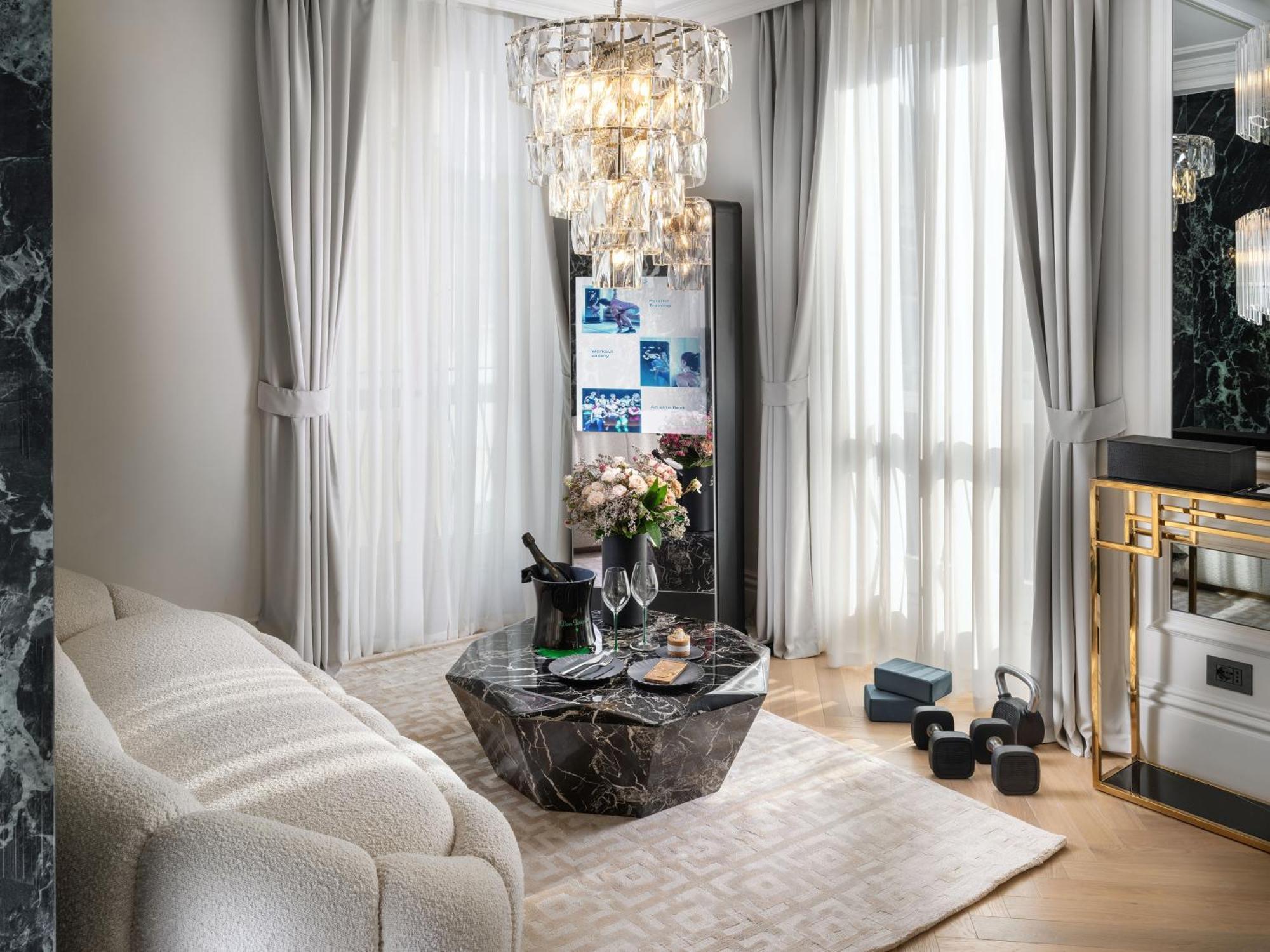 The Plein Hotel - Small Luxury Hotels Of The World Milan Bagian luar foto